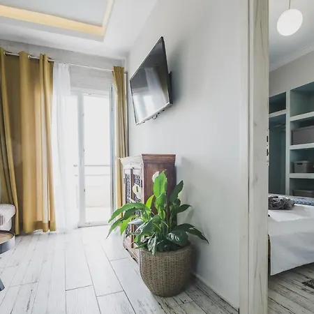 D&g Lux Flat View Next To Old Town & Market דירה חאניה